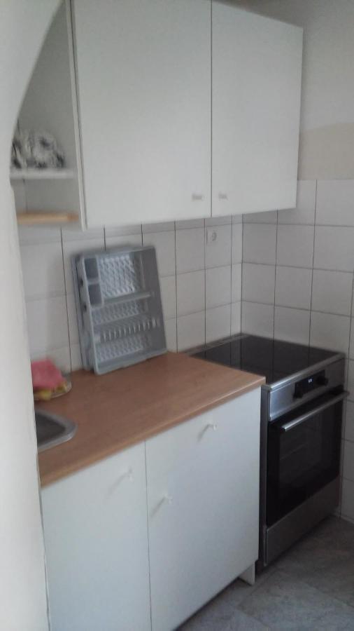 Apartma Med Oljkami Spodnji Portoroz Exterior photo